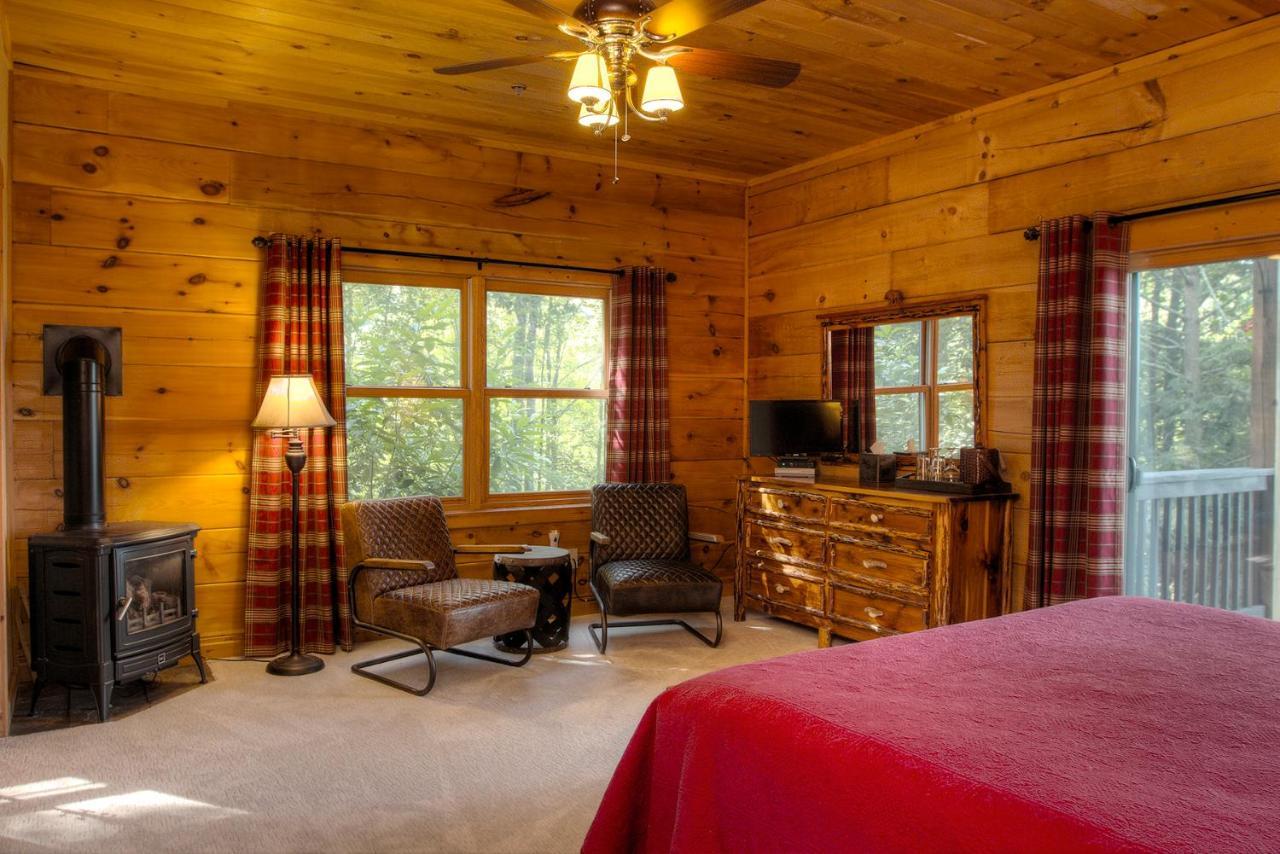 Lazy Bear Lodge Valle Crucis Esterno foto